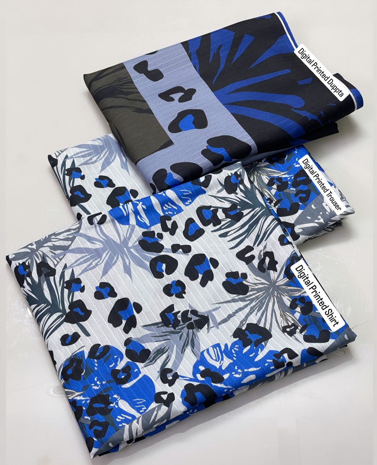 Boroque Premium Bana Dora Digital Karandi 3-Piece Suit [Unstitched]